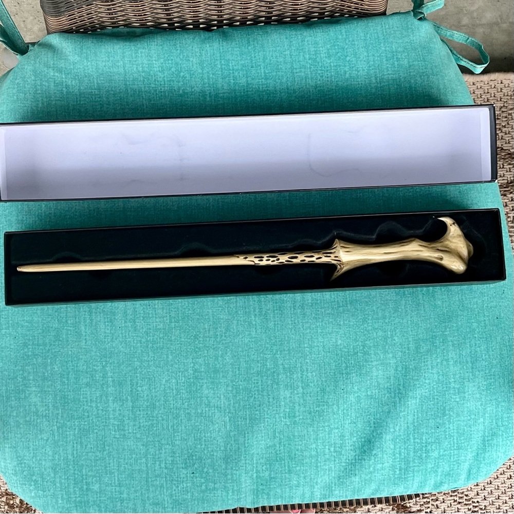 Making of HARRY POTTER studio tour London Voldermort’s Wand authentic